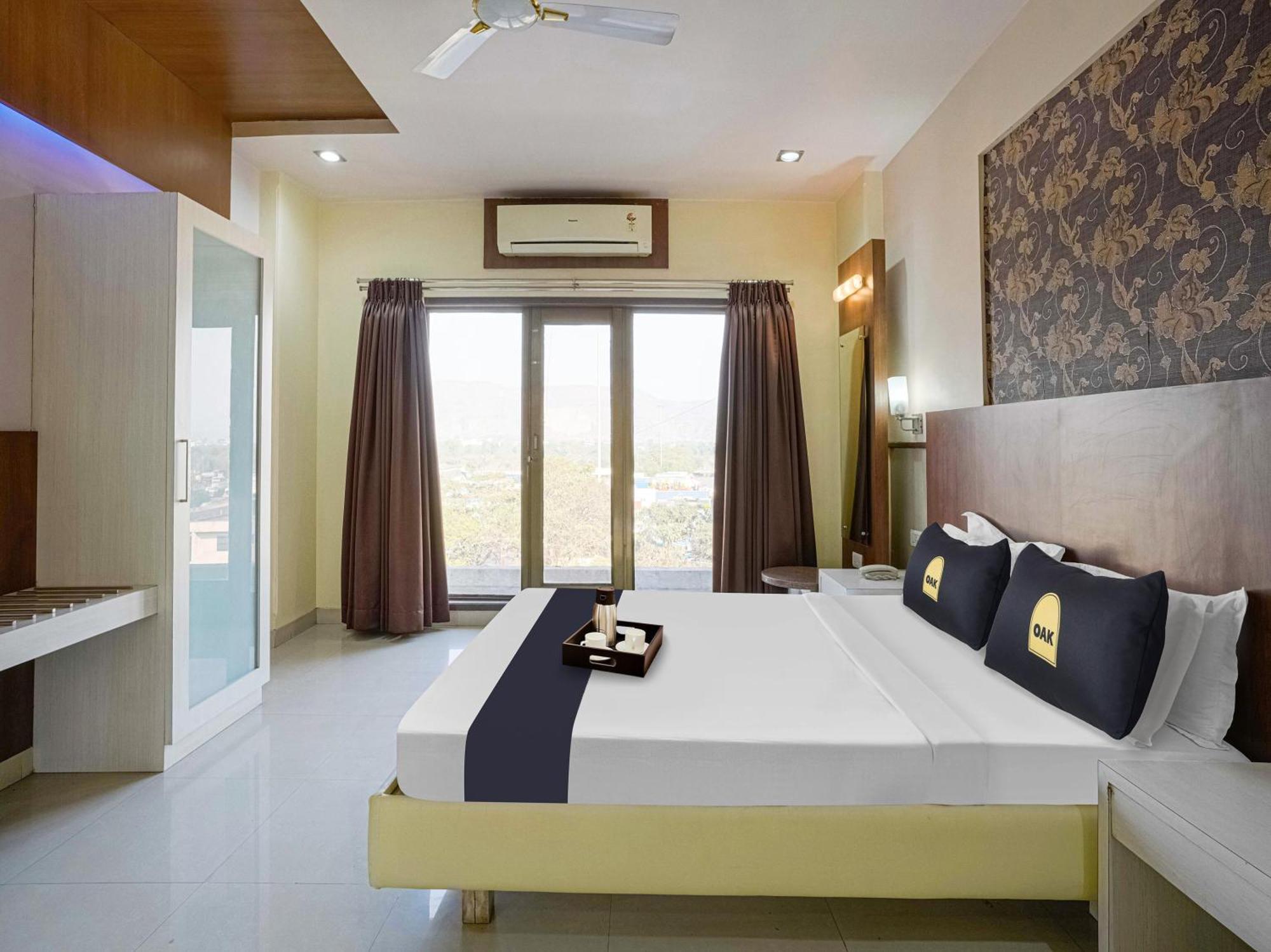 The Tark Near Igi Airport 4* New Delhi